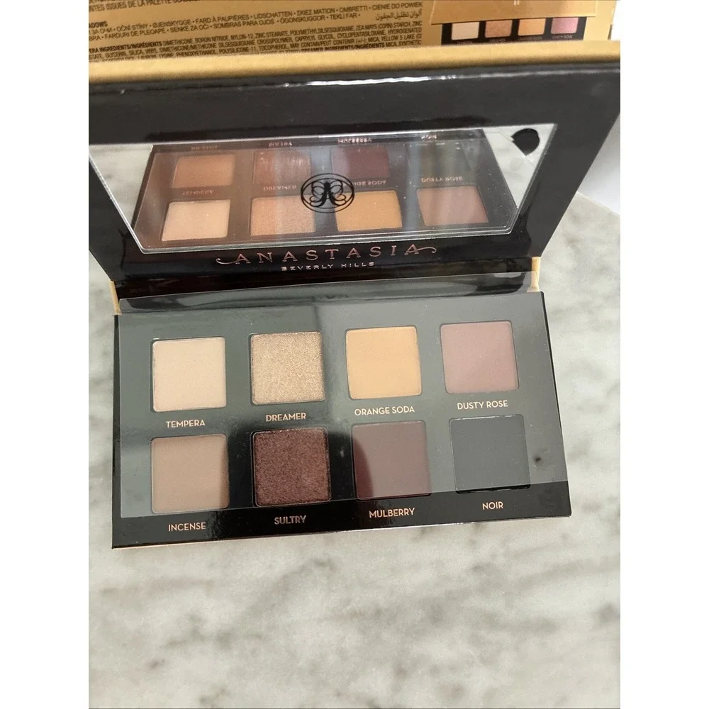 New In Box Anastasia Beverly Hills Soft Glam 2 Eyeshadow Palette